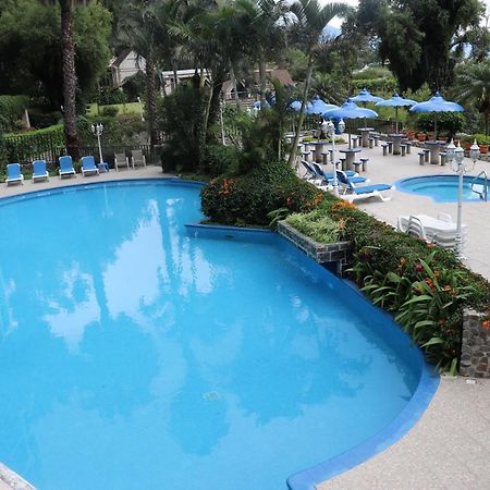 Hotel La Riviera De Atitlan パナハチェル エクステリア 写真