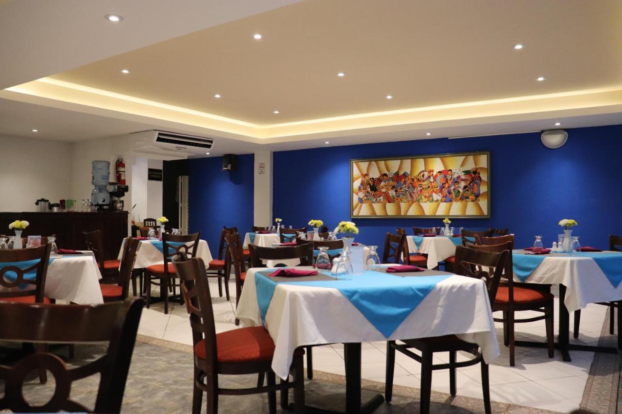 Hotel La Riviera De Atitlan パナハチェル エクステリア 写真