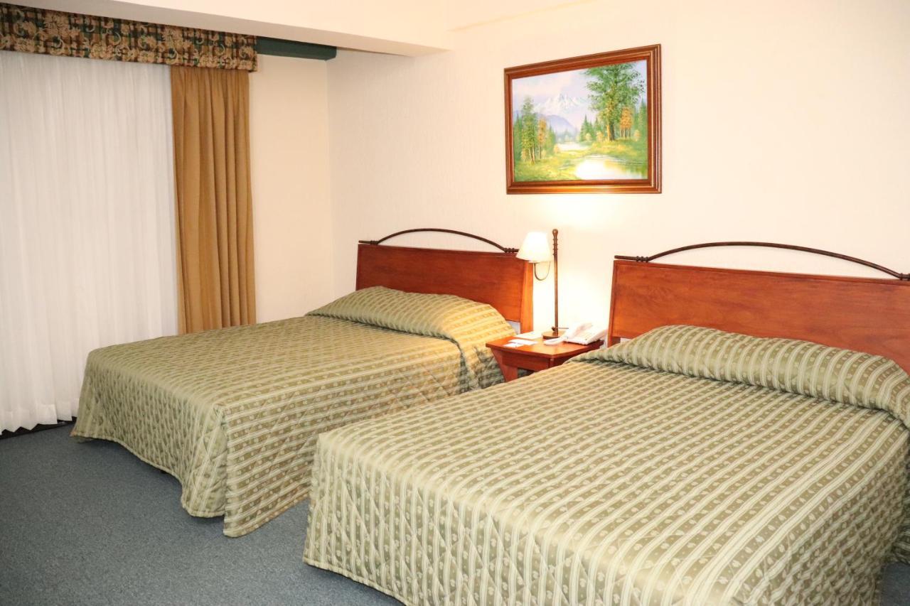 Hotel La Riviera De Atitlan パナハチェル エクステリア 写真