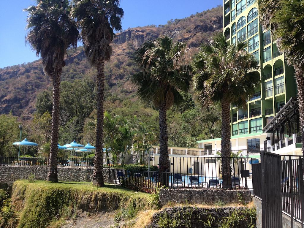 Hotel La Riviera De Atitlan パナハチェル エクステリア 写真