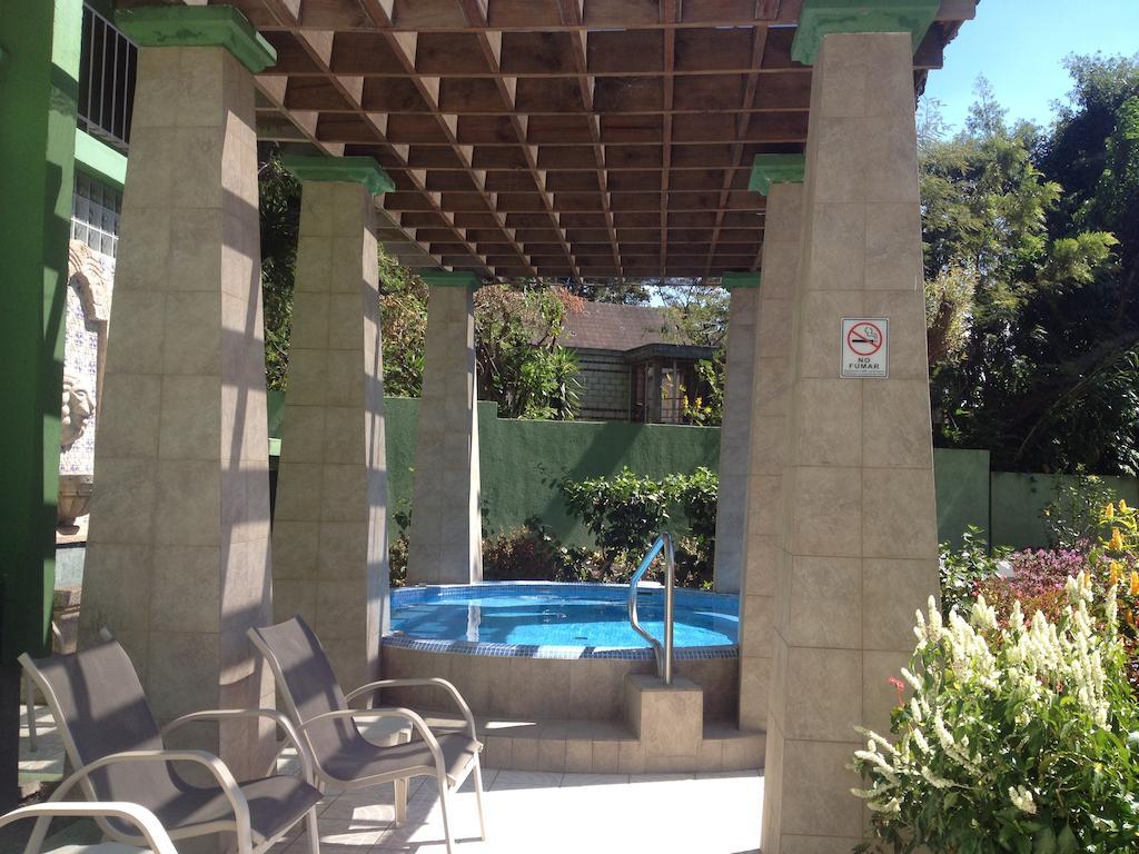 Hotel La Riviera De Atitlan パナハチェル エクステリア 写真