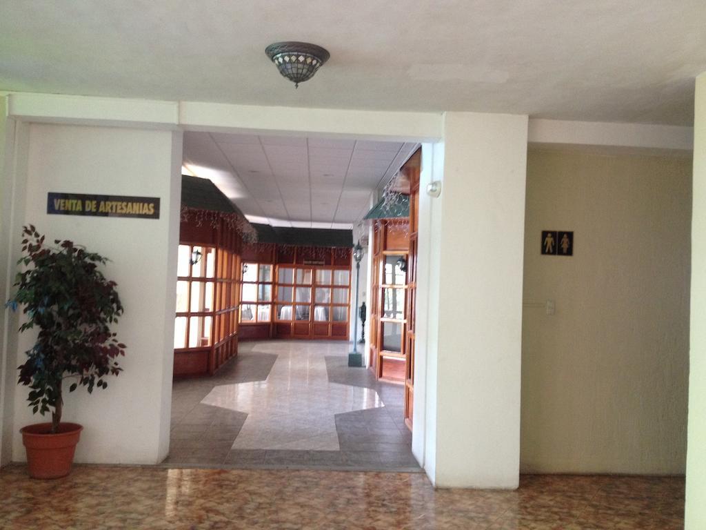 Hotel La Riviera De Atitlan パナハチェル エクステリア 写真